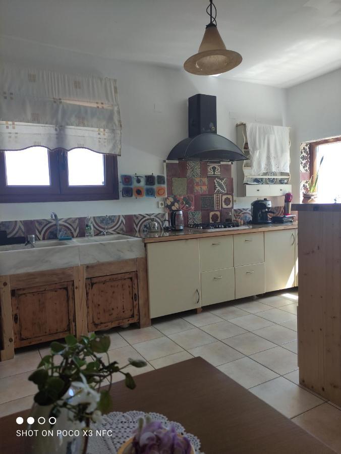 Aletraki -Off-Grid Retreat Above Heraklion, Peaceful Views アルハネス エクステリア 写真